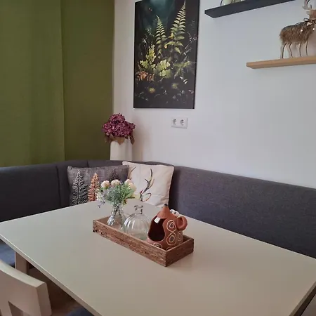 Joglland Apartman *
